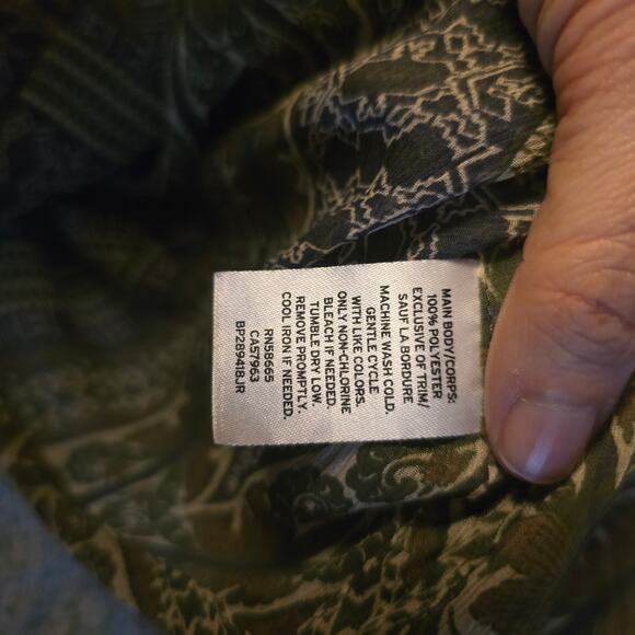 Sun & Shadow green print semi sheer coverup size large - Picture 5 of 5